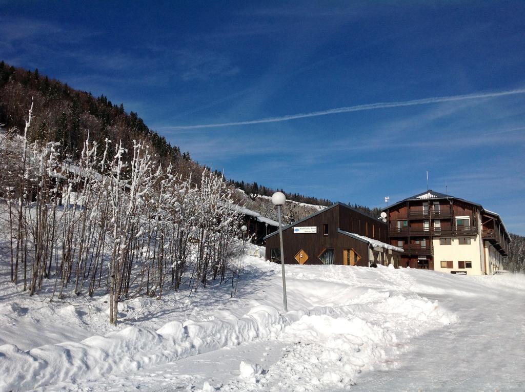Hôtel Club Le Risoux Bois-dʼAmont Exterior foto